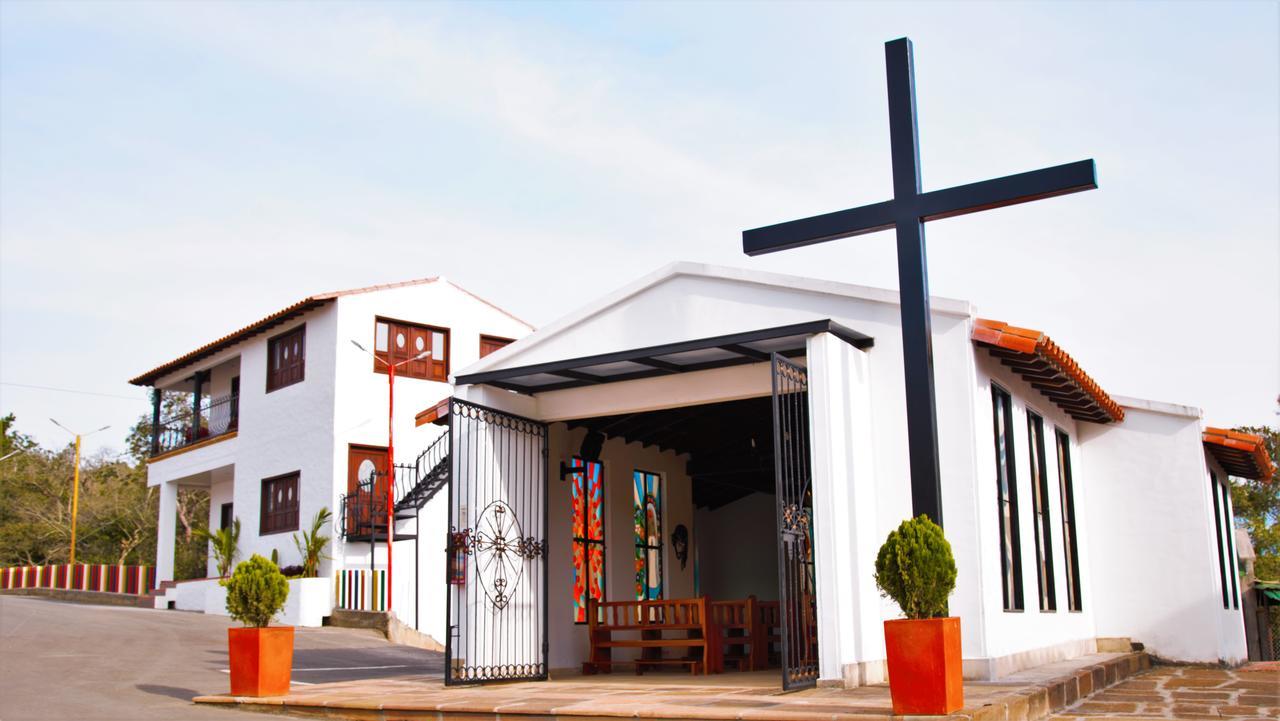 Hotel Majam'S Resort سان جيل المظهر الخارجي الصورة