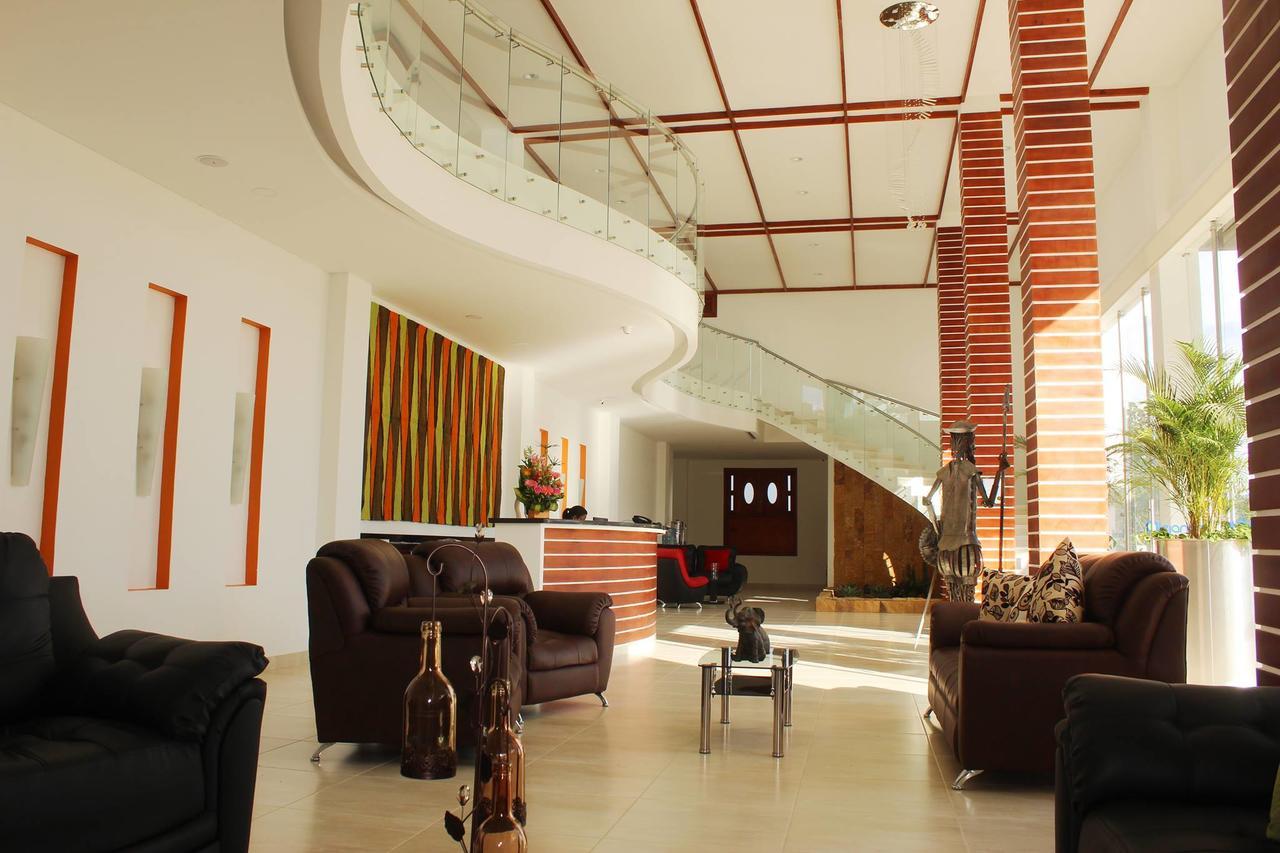 Hotel Majam'S Resort سان جيل المظهر الخارجي الصورة