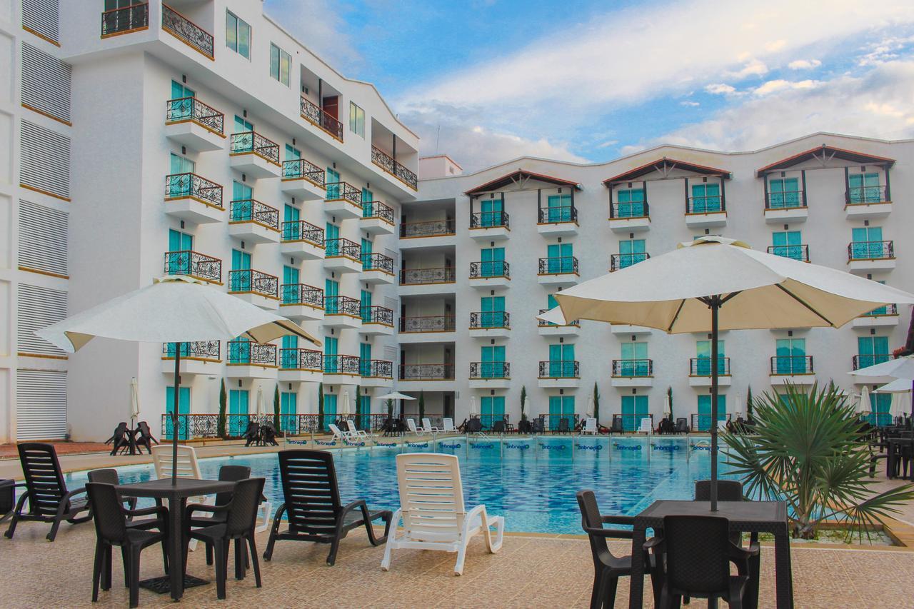 Hotel Majam'S Resort سان جيل المظهر الخارجي الصورة